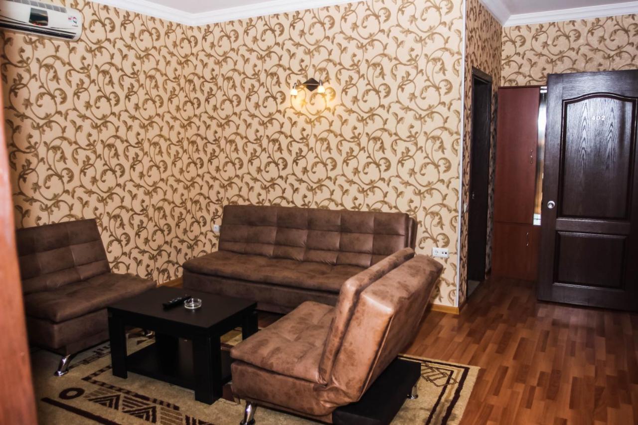 Hotel Istanbul Batumi Kültér fotó