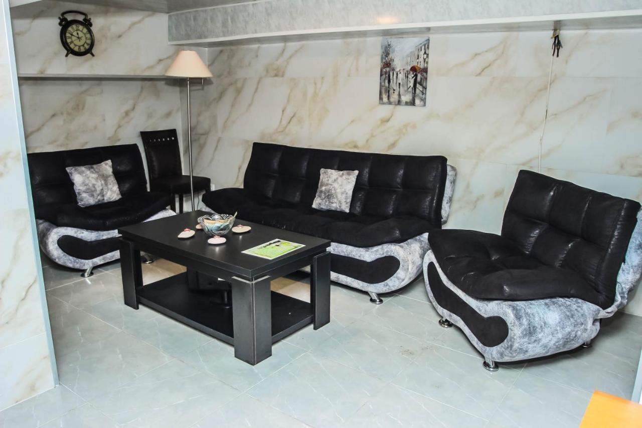 Hotel Istanbul Batumi Kültér fotó